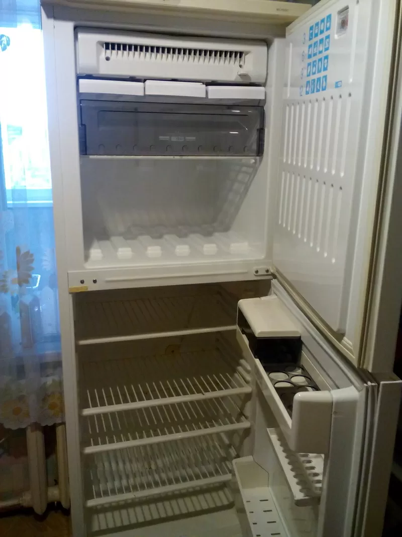 Продам рабочий холодильник бывший в употреблении в хорошем состоянии 2